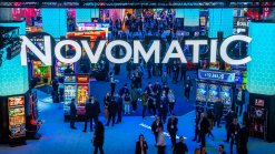 superomatic casino играть бесплатно